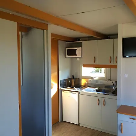 Campingplatz & 2*
