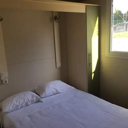科英布拉露营地及简易别墅 营地 2*