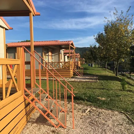 Campingplatz & 2*